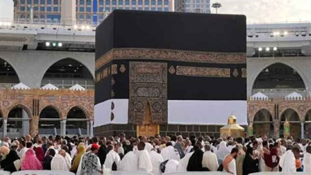 حماية حقوق المعتمرين.. ضوابط جديدة للعمرة 1448هـ